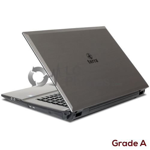 Terra Mobile 1749 W670SZ 17,3 inch Core i3 4th Gen 4GB RAM 240GB SSD / Grade A